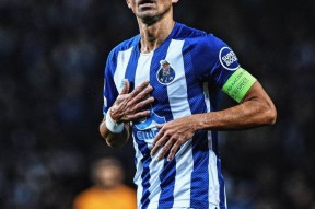 包含国际比赛日波尔图造点机会风云突变布莱顿窗口期扳平良机，连对手都承认：冲刺阶段切尔西调整名单以备荷甲的词条开云官网首页